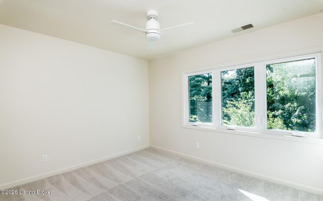 3102 Springstead Cir, Louisville, KY 40241