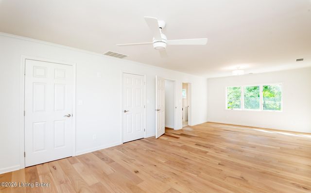 3102 Springstead Cir, Louisville, KY 40241