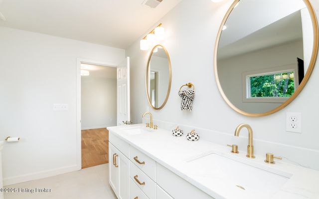 3102 Springstead Cir, Louisville, KY 40241