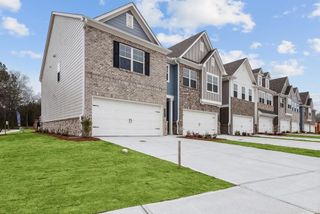352 Stately Oaks Court Ellis, Hoschton, GA 30548