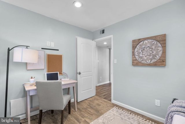 1302 CORAL SEA DR, Rockville, MD 20851
