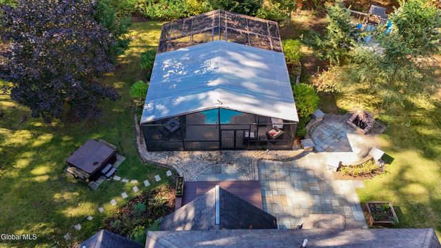 28 Bog Meadow Run, Saratoga Springs, NY 12866