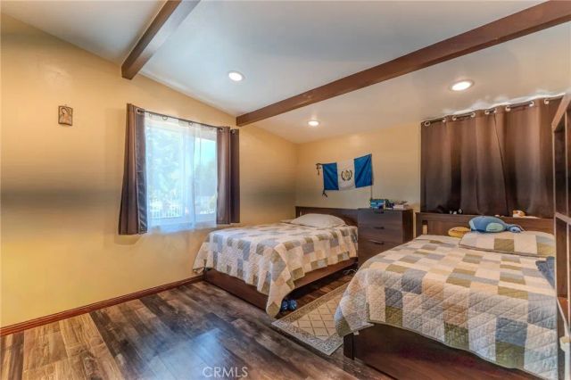 8636 Colbath, Los Angeles, CA 91402