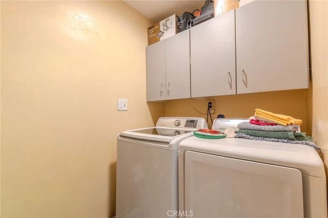 8636 Colbath, Los Angeles, CA 91402