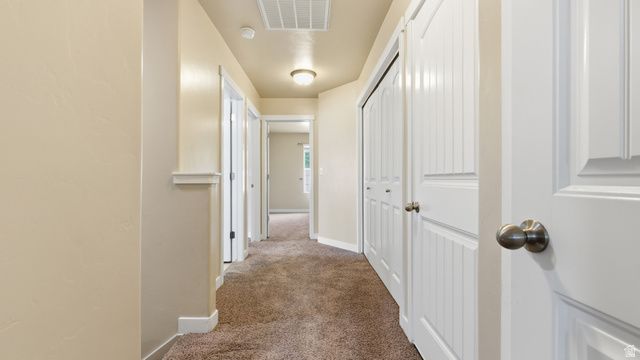1649 N HOLLYHOCK CIR, Farmington, UT 84025