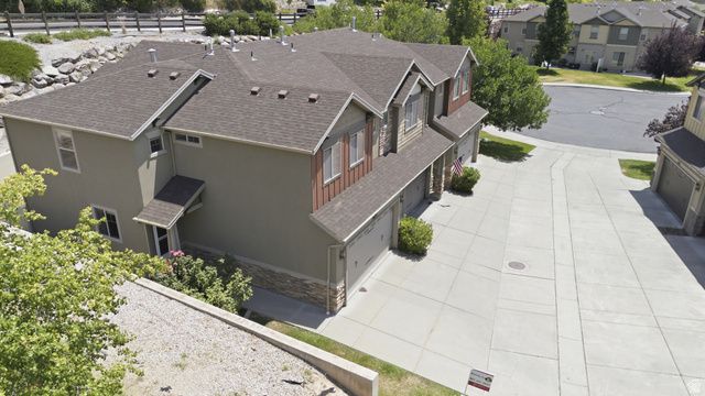 1649 N HOLLYHOCK CIR, Farmington, UT 84025