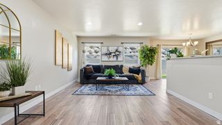 1649 N HOLLYHOCK CIR, Farmington, UT 84025