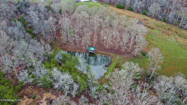 2620 Deer Lodge Hwy, Deer Lodge, TN 37726