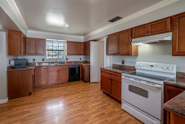 6610 Shell Flower Lane, Dallas, TX 75252