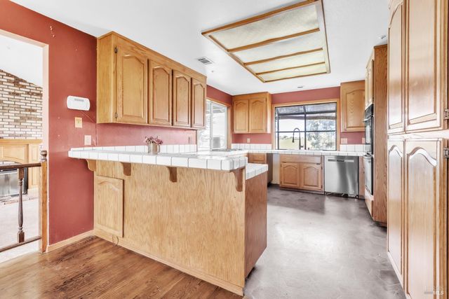 4043 Norman Ct, Vacaville, CA 95688