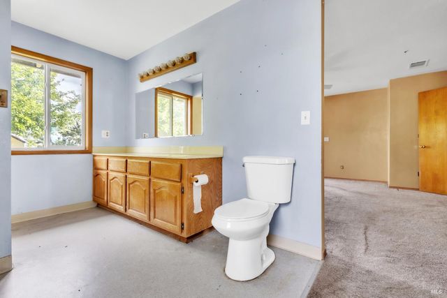 4043 Norman Ct, Vacaville, CA 95688