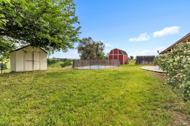 4043 Norman Ct, Vacaville, CA 95688