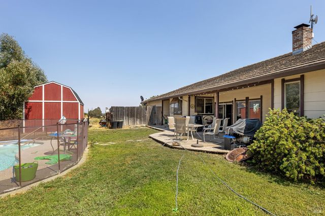 4043 Norman Ct, Vacaville, CA 95688