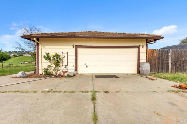 4043 Norman Ct, Vacaville, CA 95688