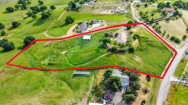 4043 Norman Ct, Vacaville, CA 95688