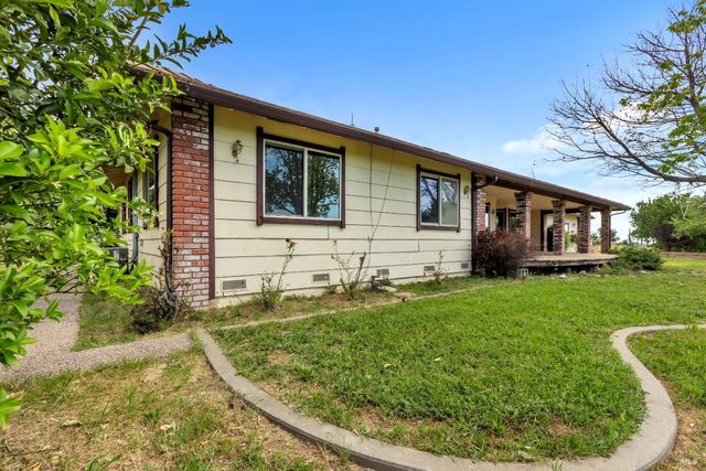 4043 Norman Ct, Vacaville, CA 95688