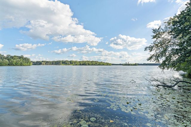 19091 Island View Drive, Mora, MN 55051