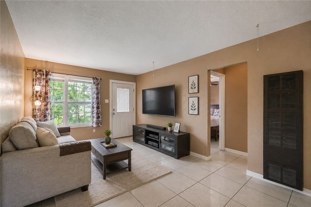 11711 Mallard Dr, Corpus Christi, TX 78410