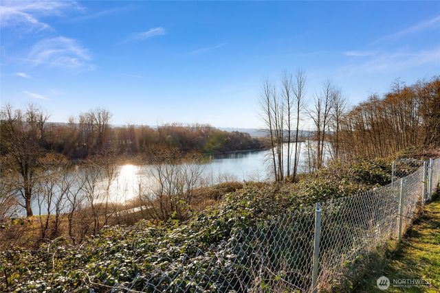 8204 Riverview Road, Snohomish, WA 98290