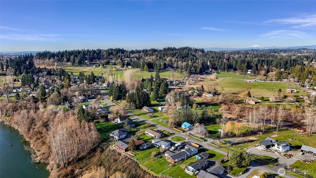 8204 Riverview Road, Snohomish, WA 98290