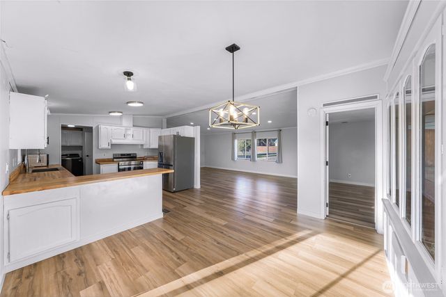 8204 Riverview Road, Snohomish, WA 98290