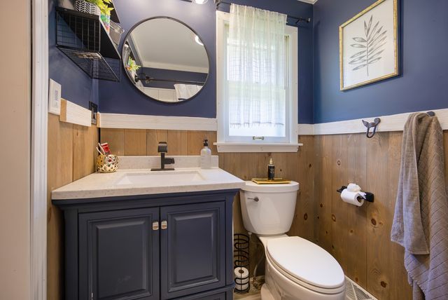 26278 W Blackhawk Avenue, Ingleside, IL 60041