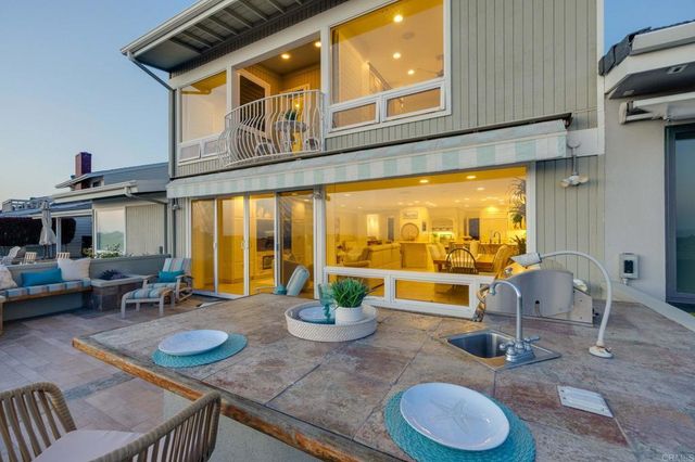 33631 Halyard Drive, Dana Point, CA 92629