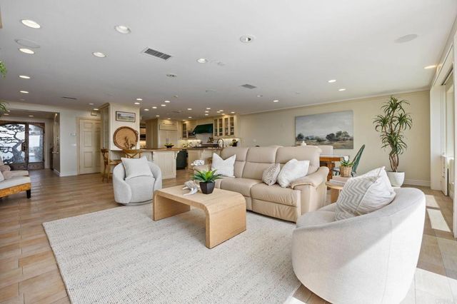 33631 Halyard Drive, Dana Point, CA 92629