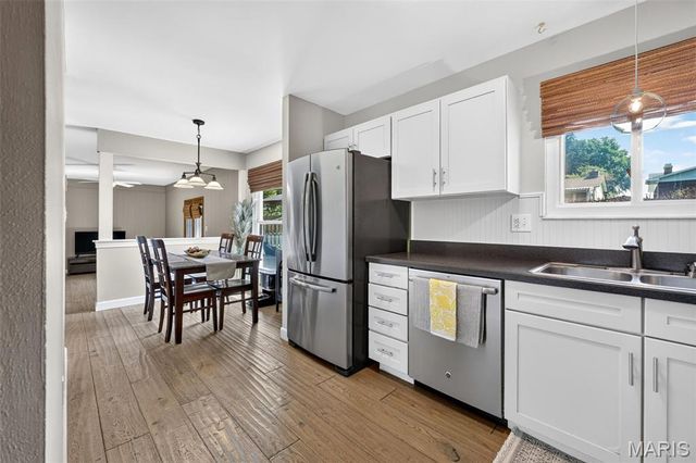 2812 Olde Gloucester Drive, St Charles, MO 63301