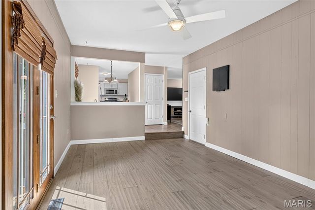 2812 Olde Gloucester Drive, St Charles, MO 63301