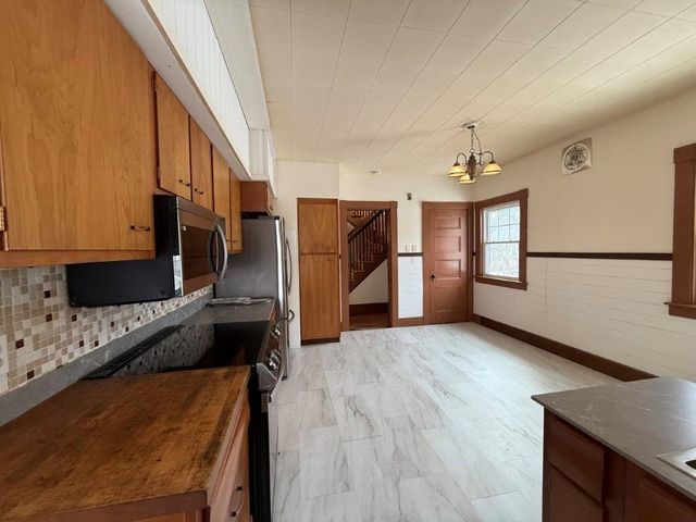 278 US Route 4, Enfield, NH 03748