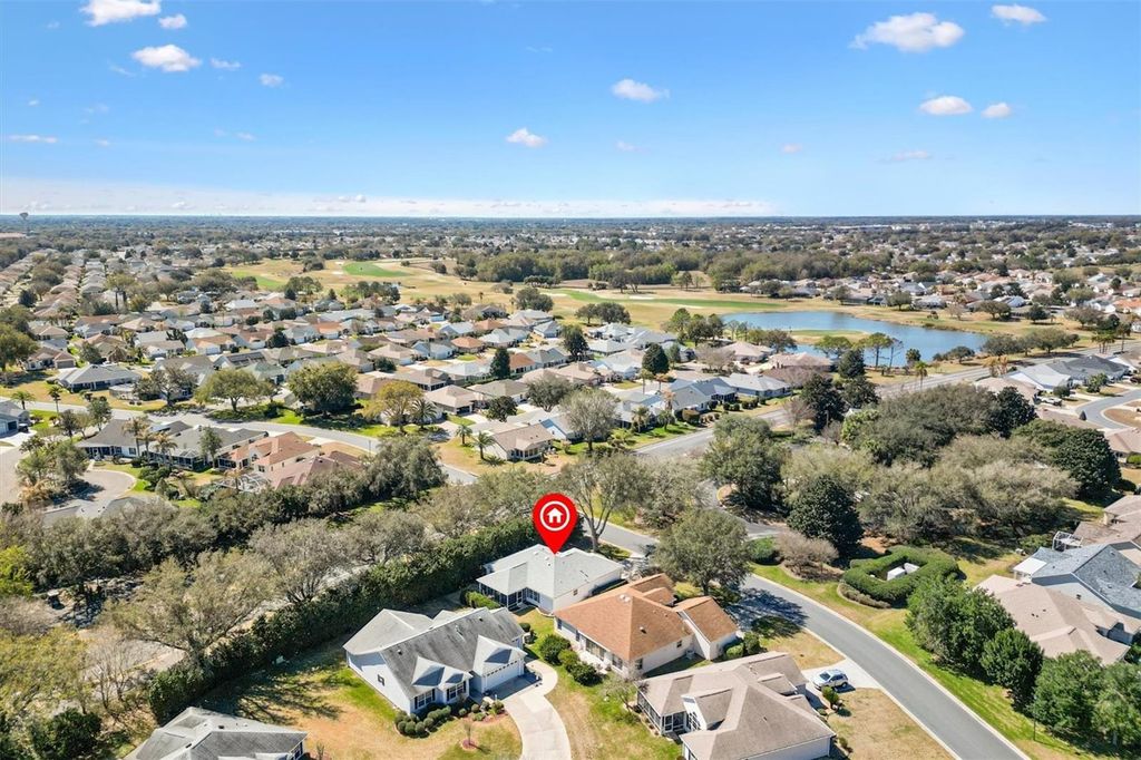 Image 34 of property listing at 1301 OAK FOREST DRIVE, The Villages, FL 32162