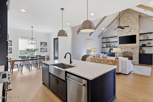 400 Calvary Crossing, Brandon, MS 39047