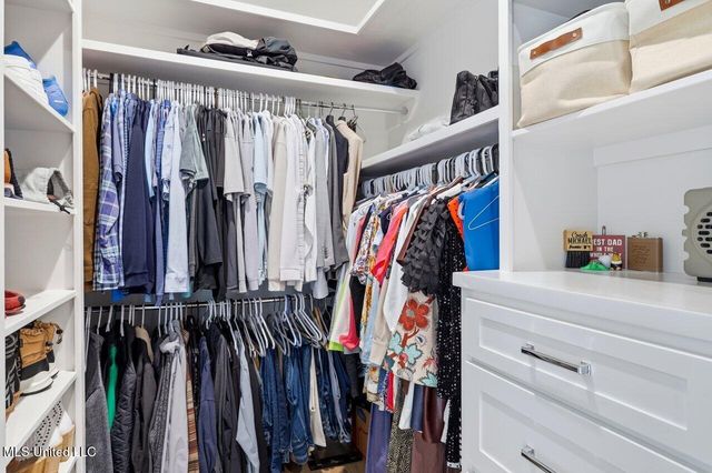 400 Calvary Crossing, Brandon, MS 39047