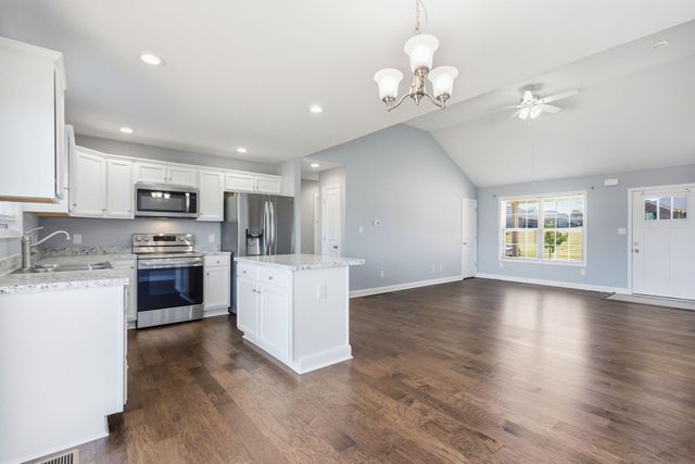530 Southern Cross Drive, Richmond, KY 40475