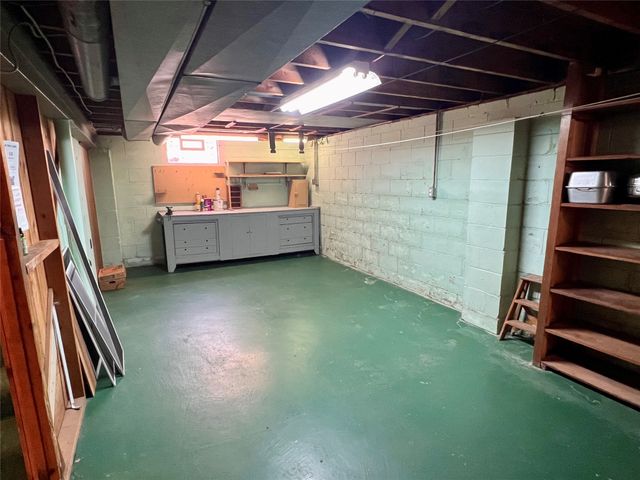 1536 W 43RD Street, Erie, PA 16509