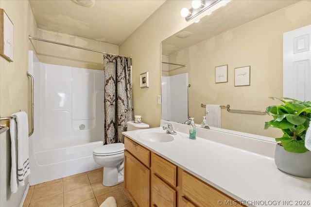 11101 N 144th East Avenue, Owasso, OK 74055