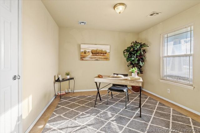 11101 N 144th East Avenue, Owasso, OK 74055