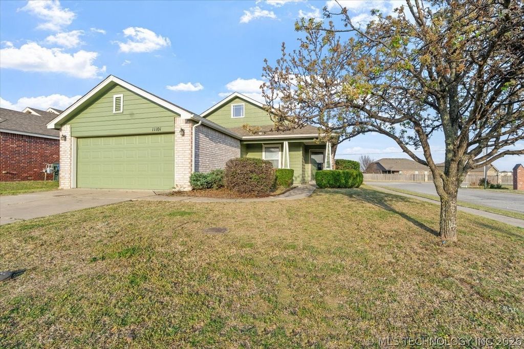 11101 N 144th East Avenue, Owasso, OK 74055