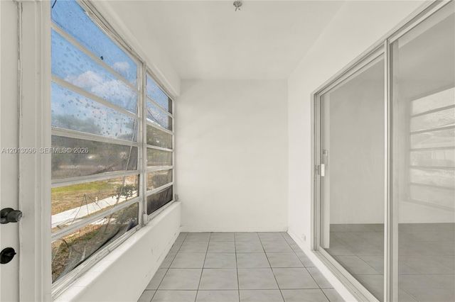 285 NE 191st Street 2911, Miami, FL 33179