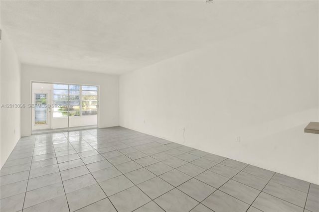 285 NE 191st Street 2911, Miami, FL 33179