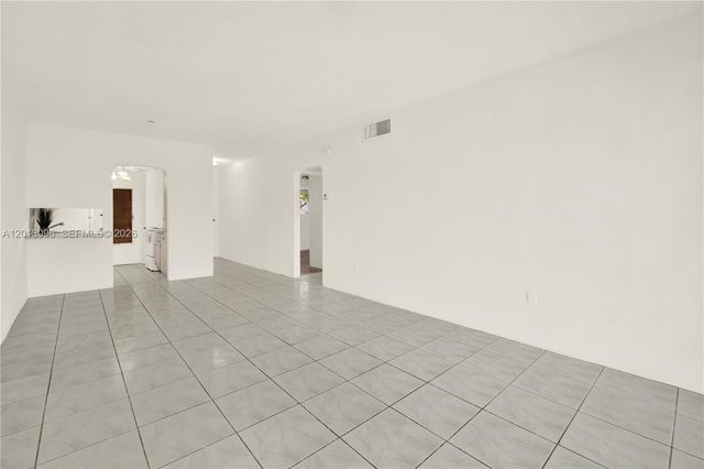 285 NE 191st Street 2911, Miami, FL 33179