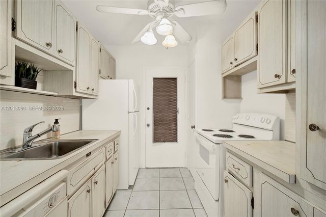 285 NE 191st Street 2911, Miami, FL 33179