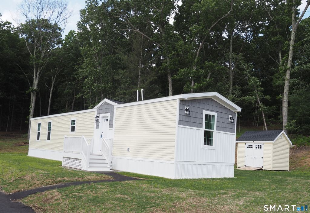 166 Boston Turnpike D, Bolton, CT 06043