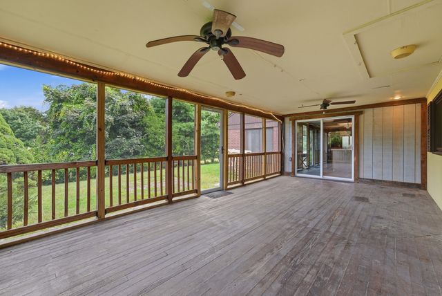 31 Woodcrest Road, Springfield, MA 01129