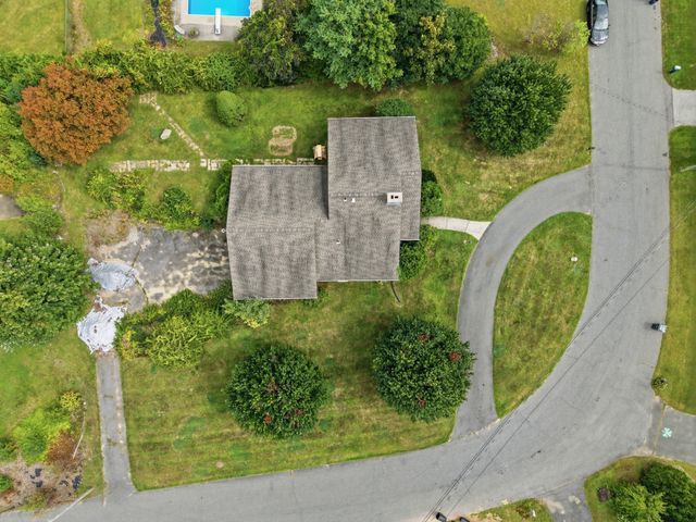 31 Woodcrest Road, Springfield, MA 01129