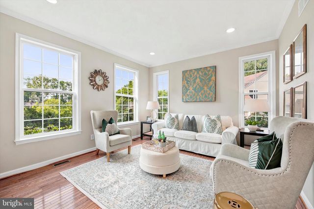 24 WHITE WOODS LN, Malvern, PA 19355