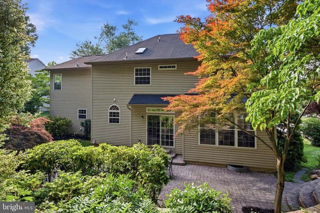 24 WHITE WOODS LN, Malvern, PA 19355