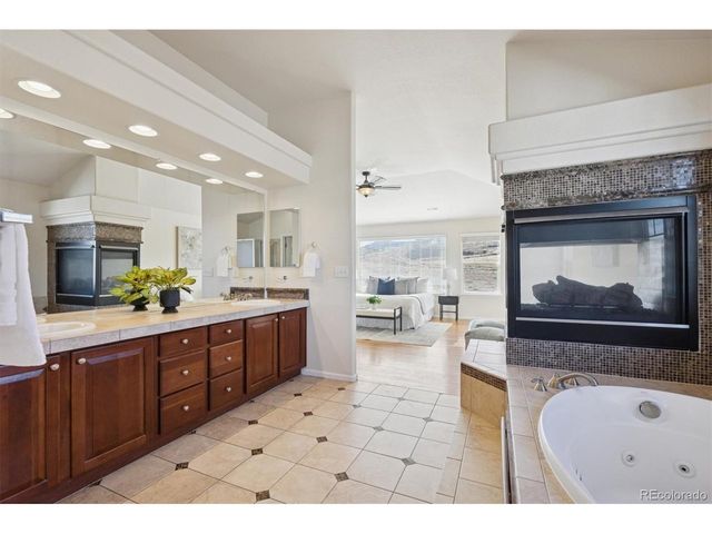 8367 Hackamore Rd, Littleton, CO 80125