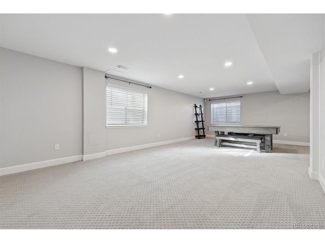 8367 Hackamore Rd, Littleton, CO 80125